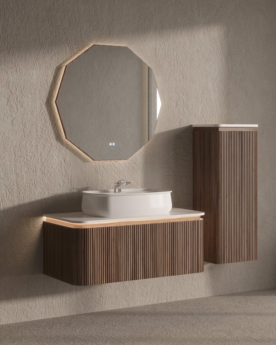 Ahşap dilimli asma banyo dolabı, çanak lavabo ve sekizgen aydınlatmalı ayna